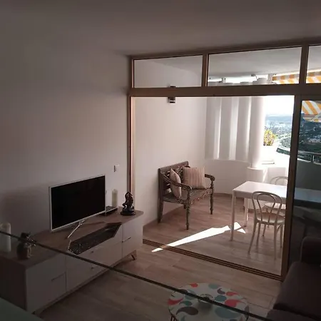 - Paraiso Apartment